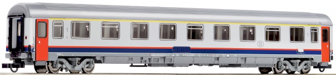 Passenger car 1st class type Eurofima<br /><a href='images/pictures/Roco/64378.jpg' target='_blank'>Full size image</a>
